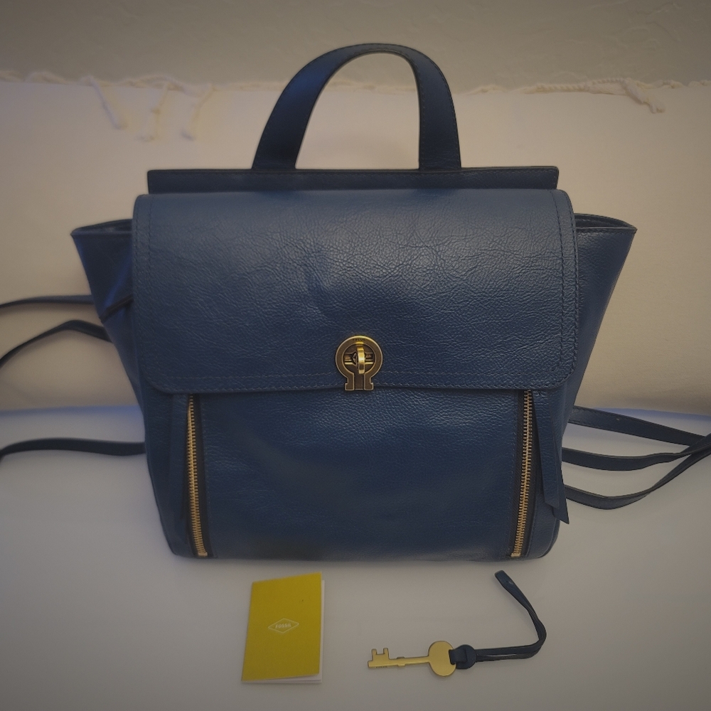 Fossil Amelia Backpack Adjustable Backpack / Crossbody Bag Blue